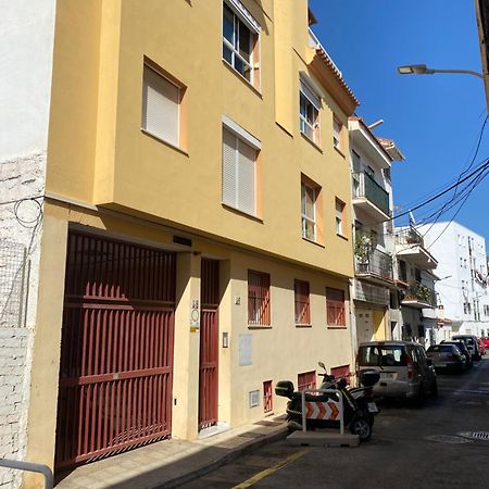 Torremolinos Centro - Beautiful , Newly Renovated 2 Bedroom Apartment Экстерьер фото