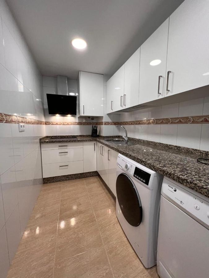Torremolinos Centro - Beautiful , Newly Renovated 2 Bedroom Apartment Экстерьер фото