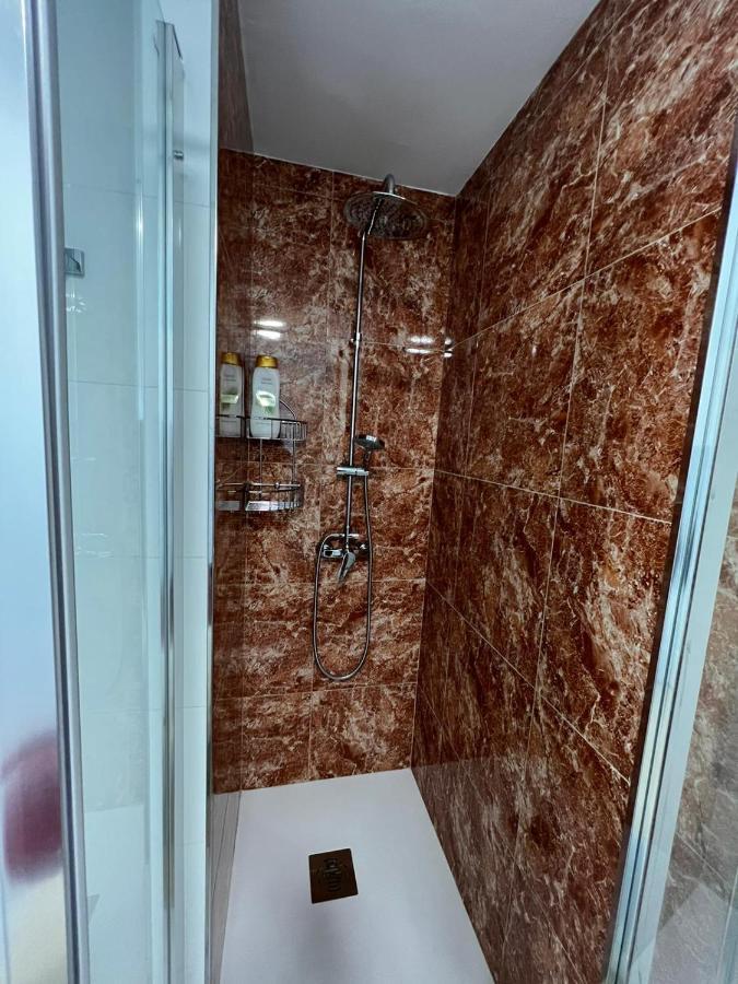 Torremolinos Centro - Beautiful , Newly Renovated 2 Bedroom Apartment Экстерьер фото